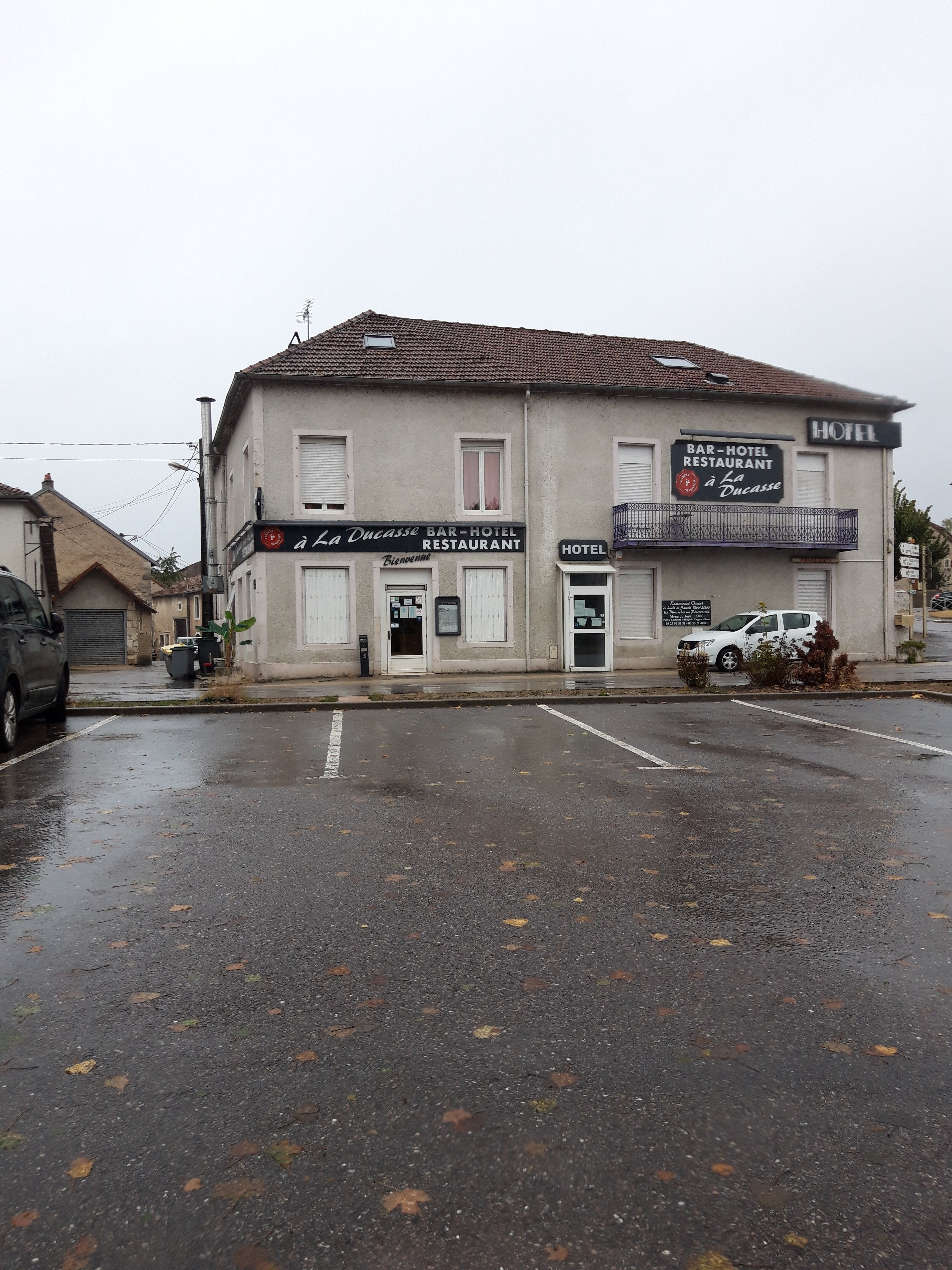Hôtel La Ducasse-浴室
