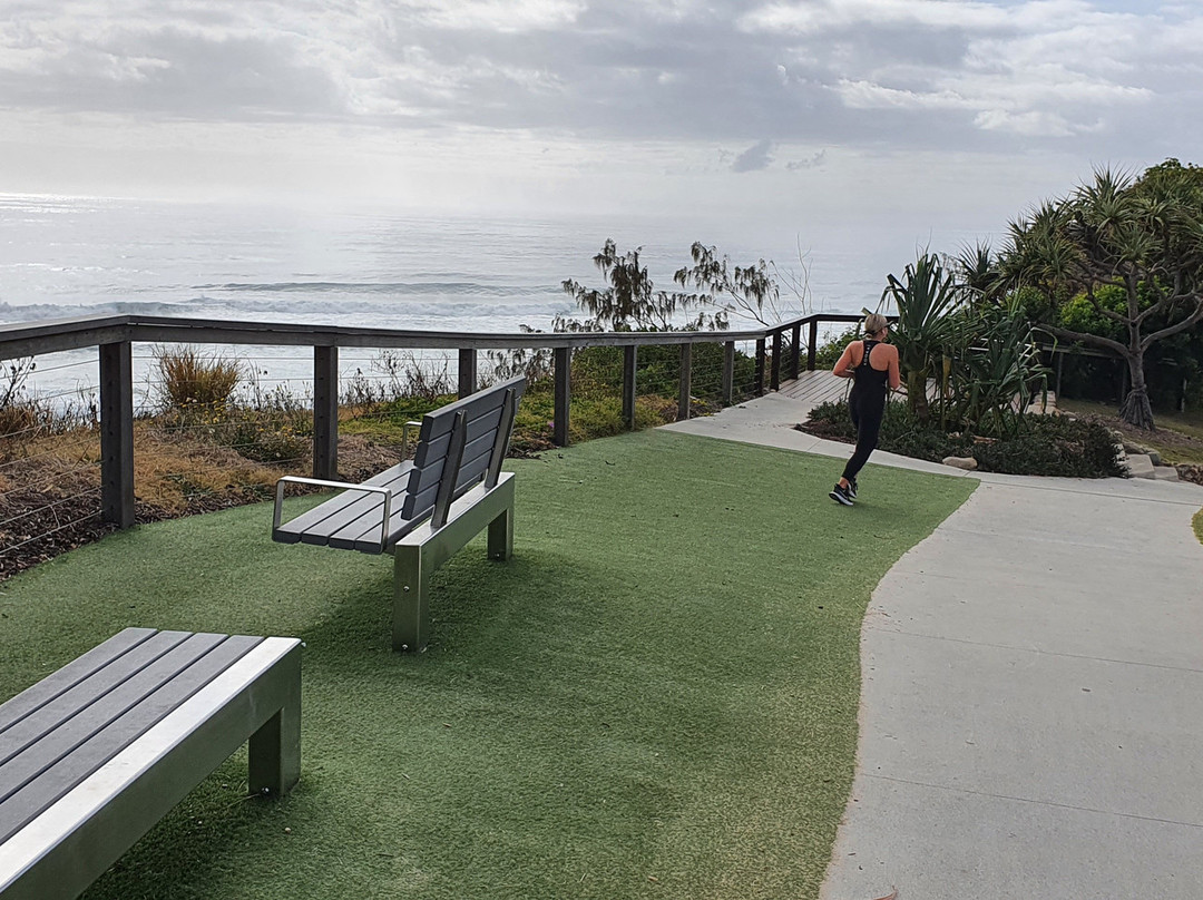 North Burleigh Lookout景点图片