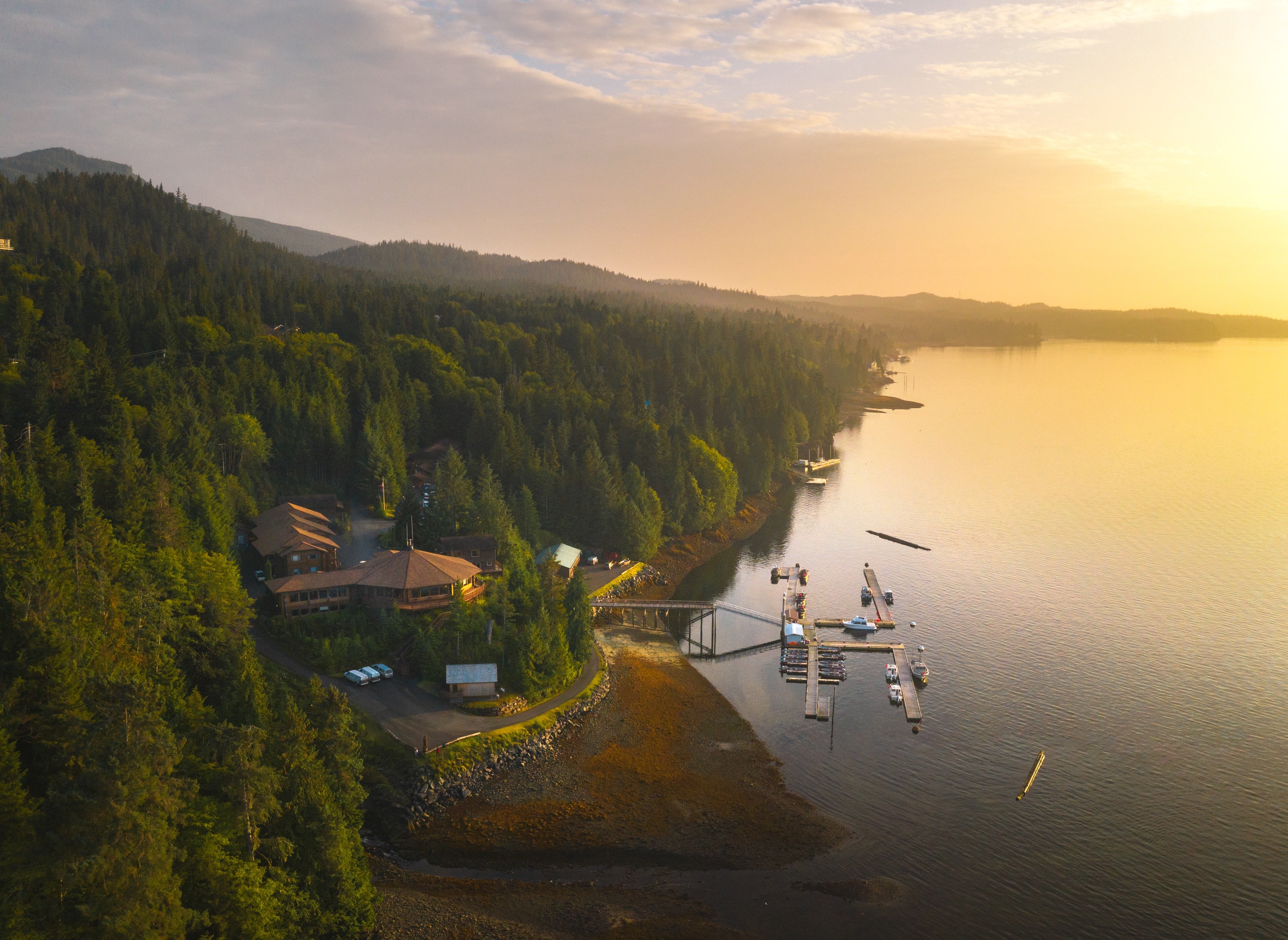 Salmon Falls Resort-官方