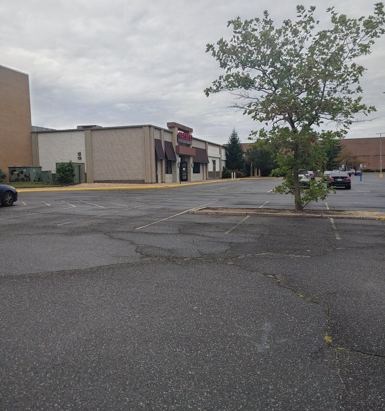 Sunrise Mall-Massapequa必去景点