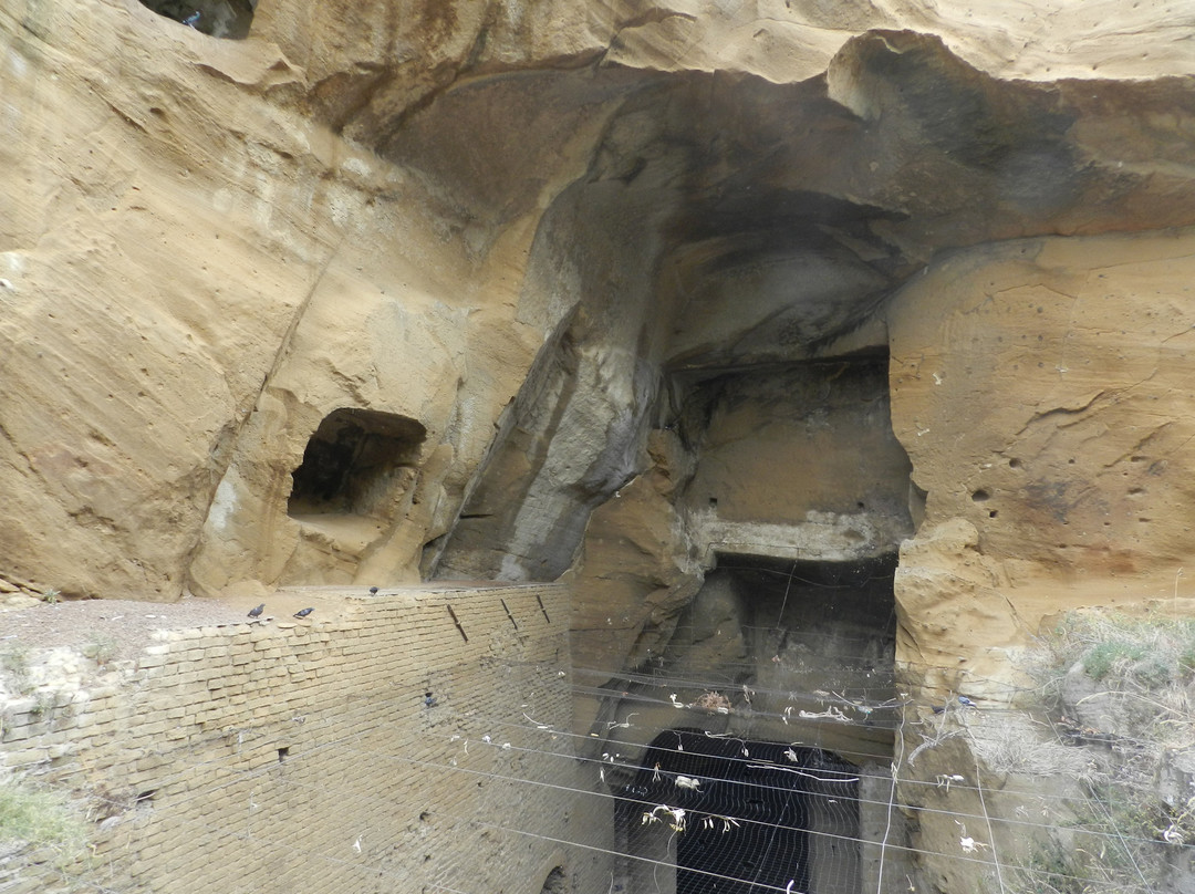 Sibyl's Cave (Antro della Sibilla)景点图片