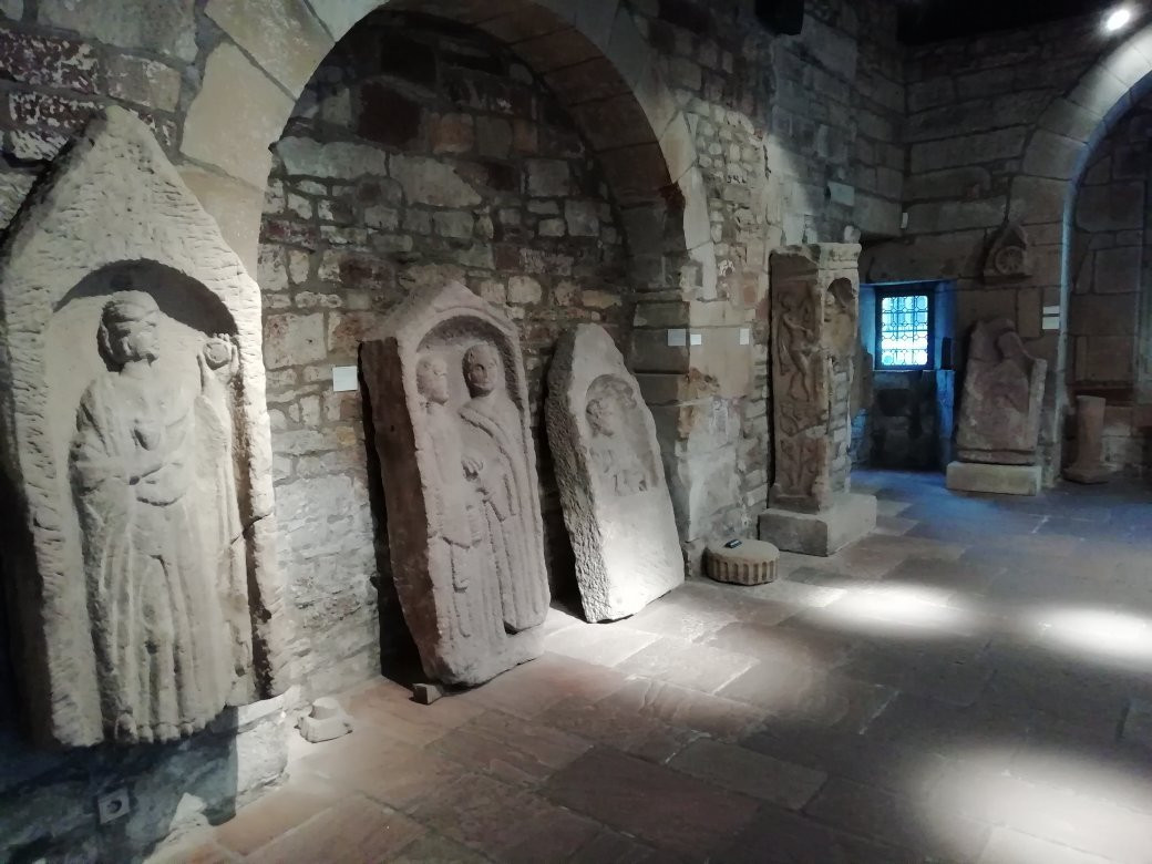 Musée de la Tour des Échevins-Luxeuil-les-Bains必去景点
