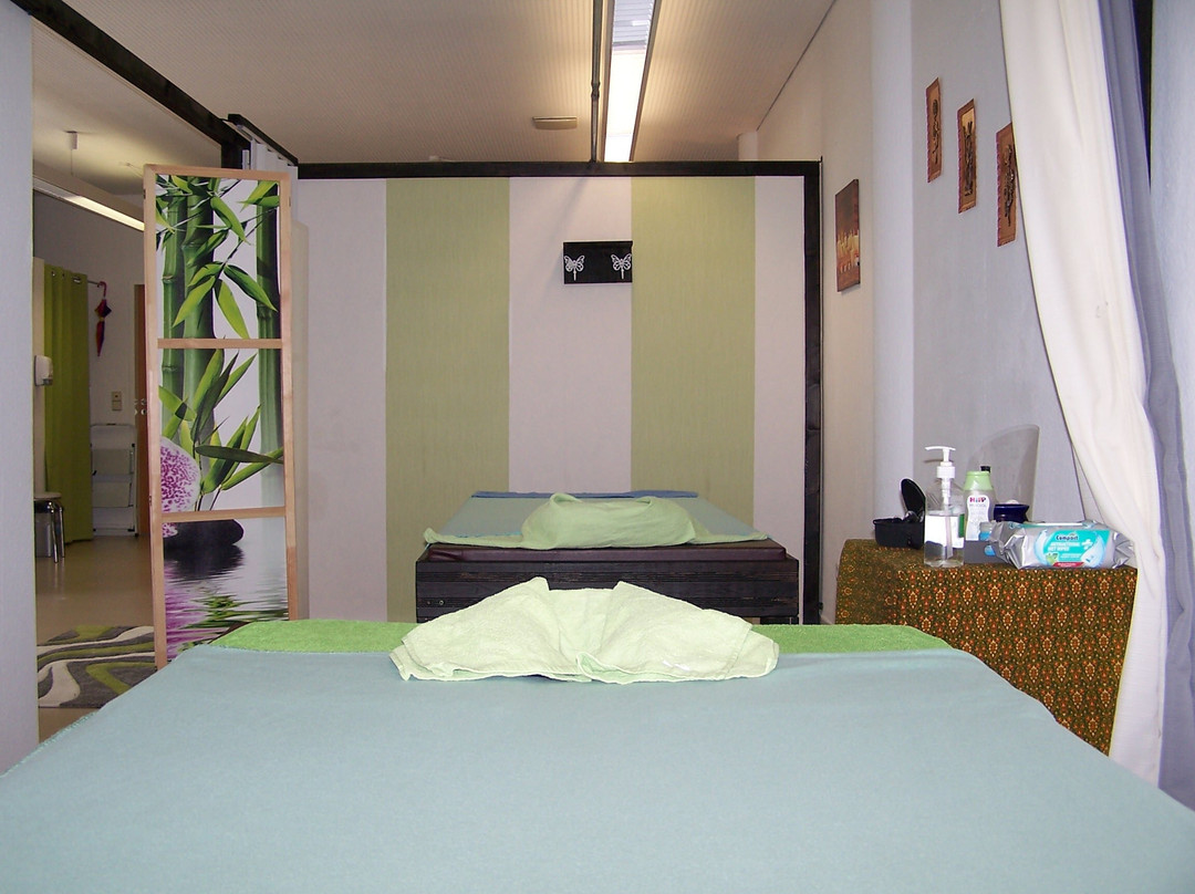 AK Traditionelle Thai-Massage-伯布林根必去景点