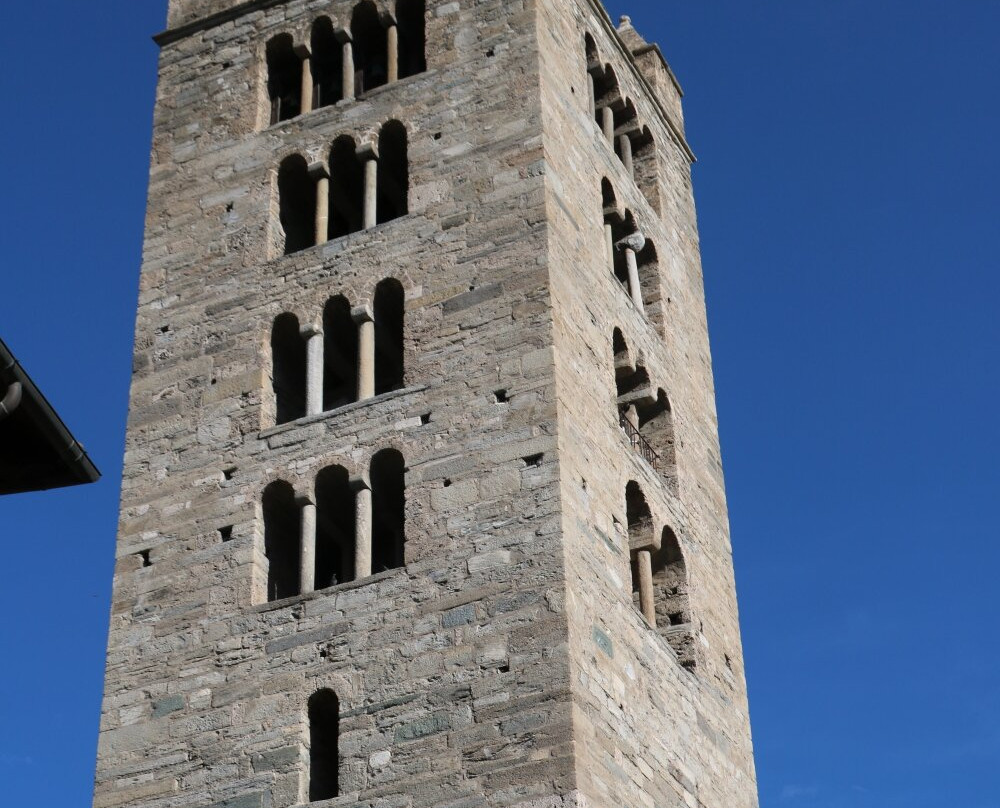 Collegiata dei Santi Pietro e Orso景点图片