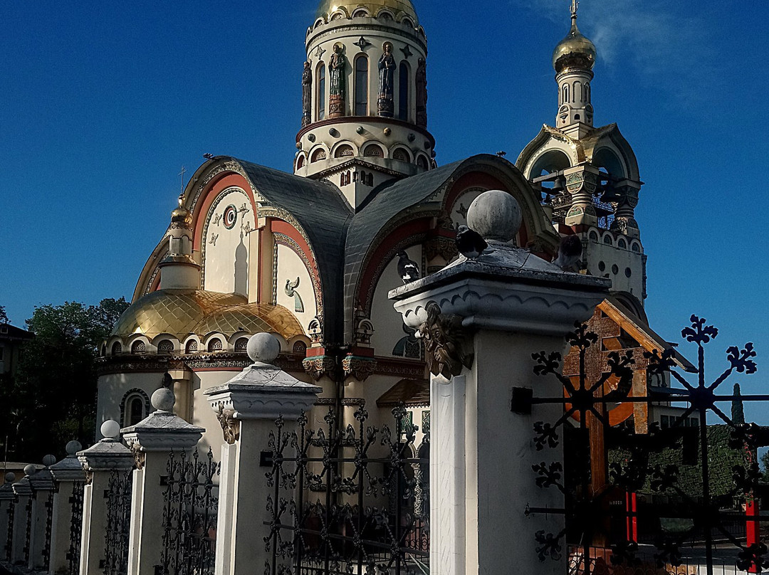 Svyatogo Ravnoapostolnogo Knyazya Vladimira Temple景点图片