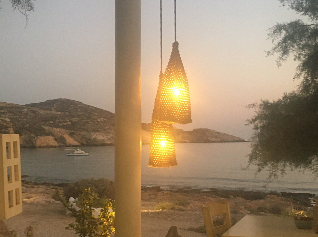 Koumbara Beach-Koumpara必去景点