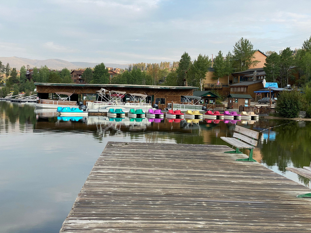 The Beach at Grand Lake-格兰德湖必去景点