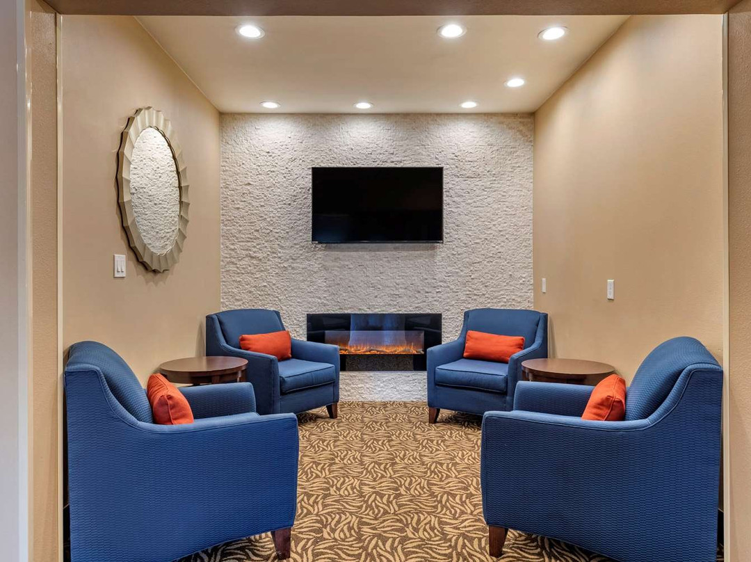 Comfort Suites主图