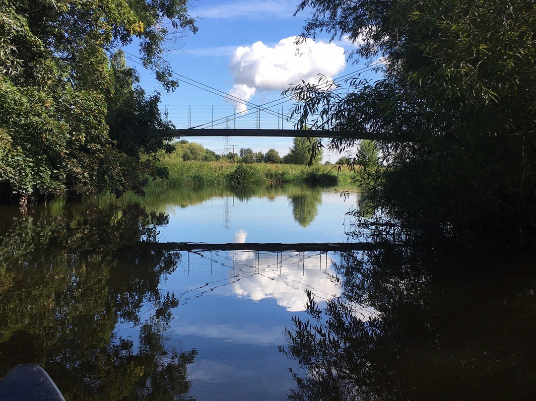 Shrewsbury Canoe Hire景点图片