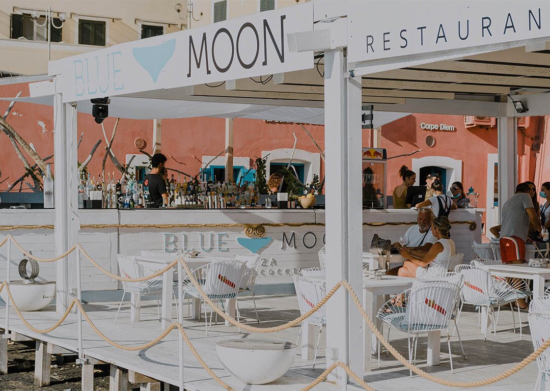Blue Moon Ponza景点图片