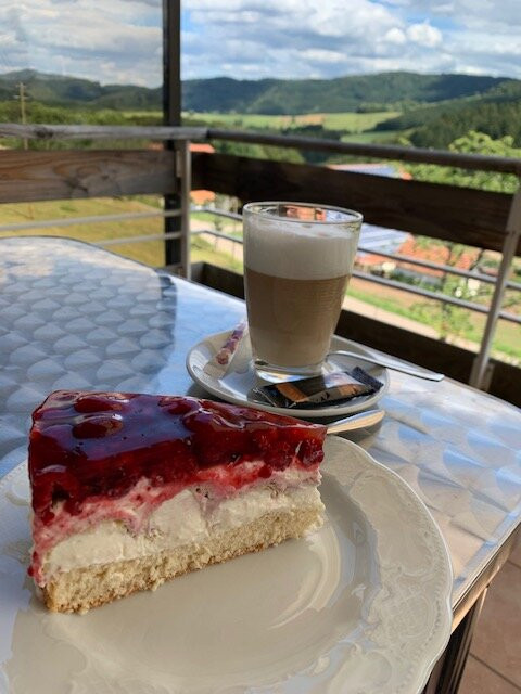 Pfaus Heidburg主图