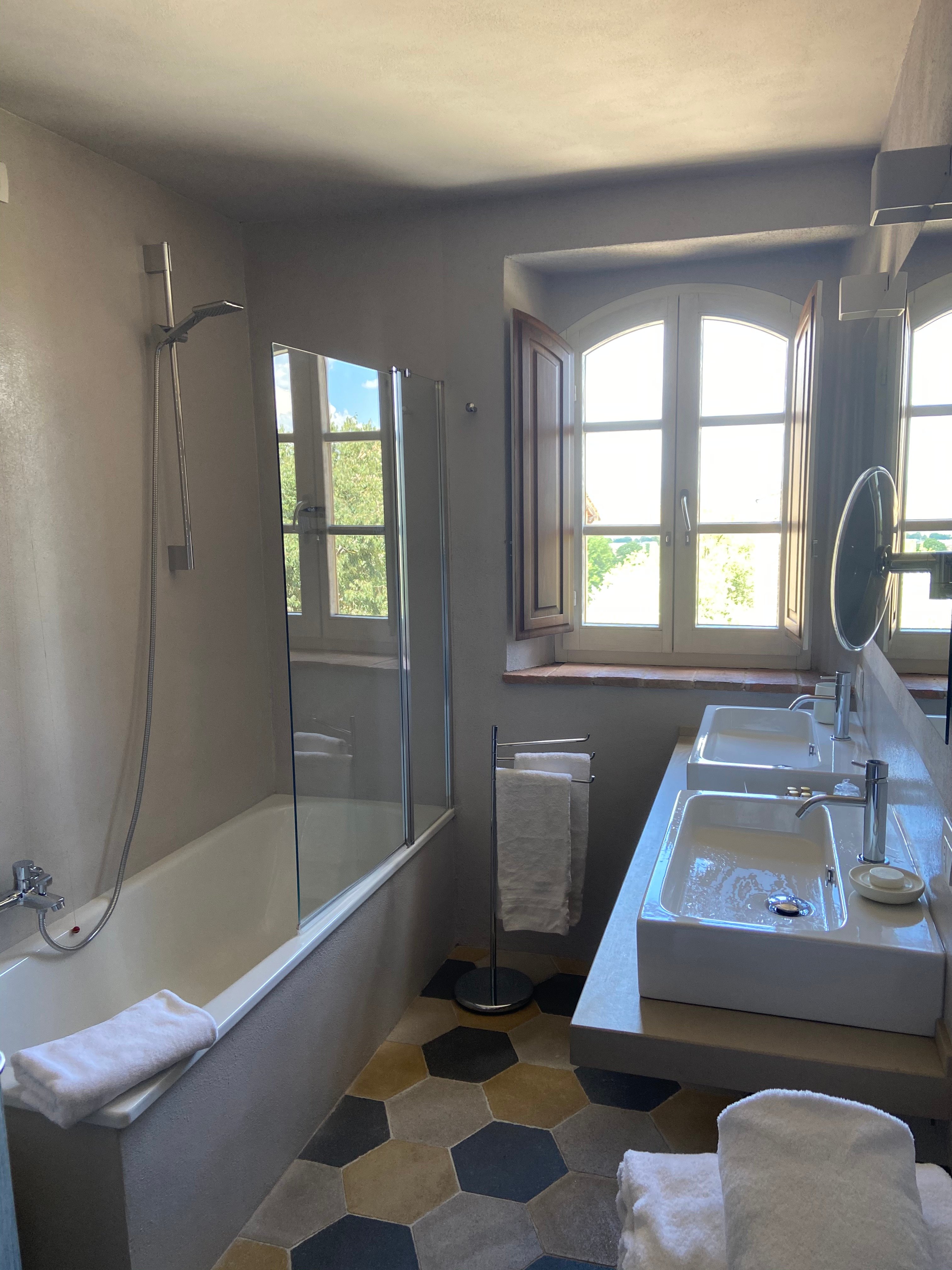 Relais Le Macine Di Stigliano-浴室