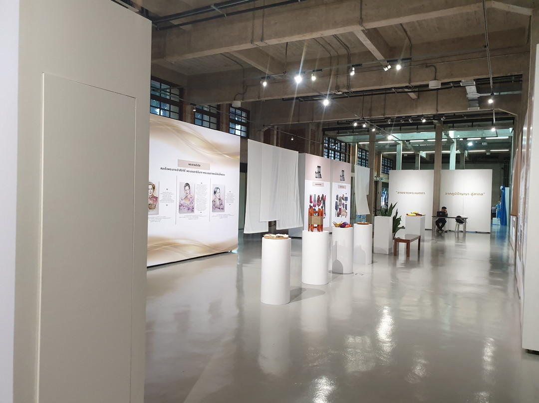 Ratchademnoen Contemporary Art Center-曼谷必去景点