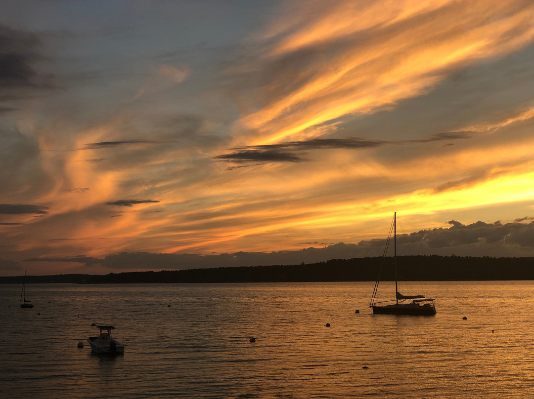 Smuggler's Cove Inn主图