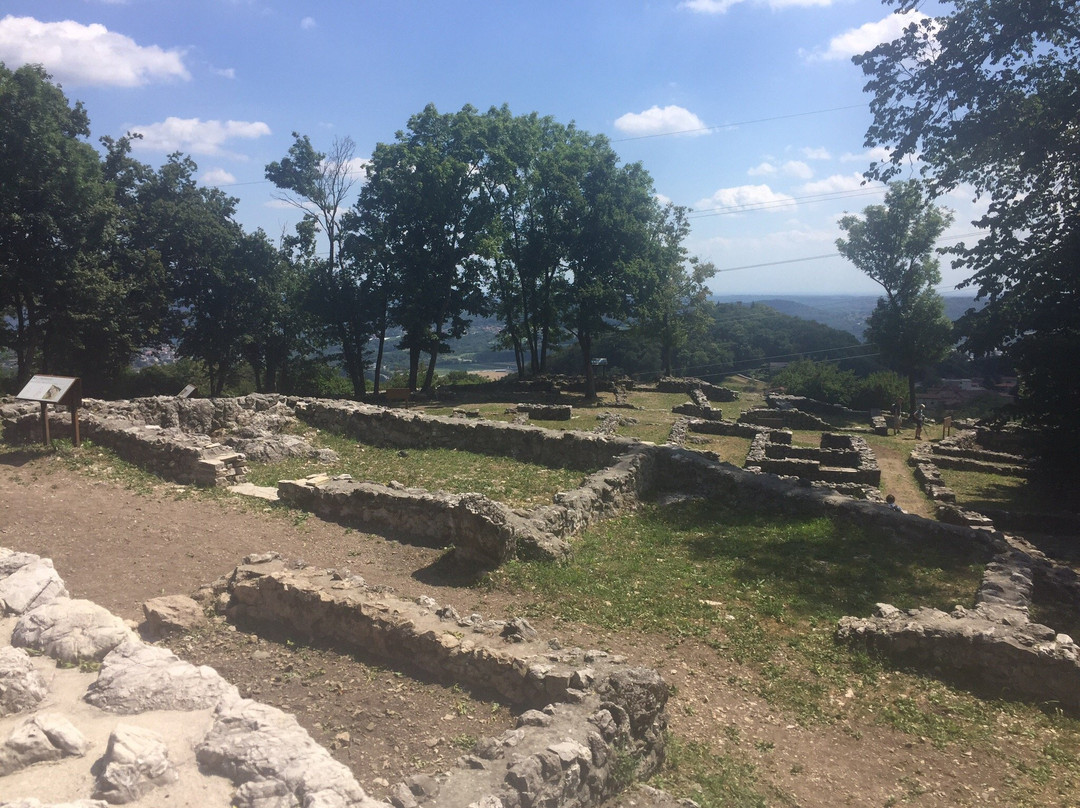 Parco Archeologico di Tremona-Castello-Tremona必去景点