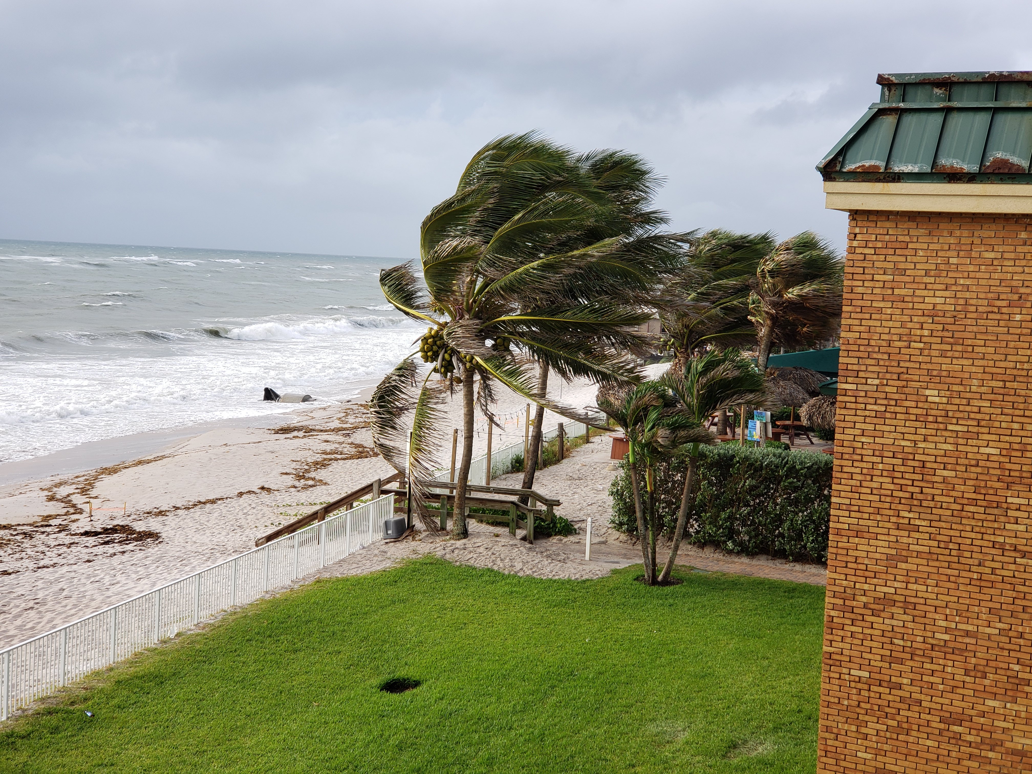 Ocean Breeze Inn-泳池