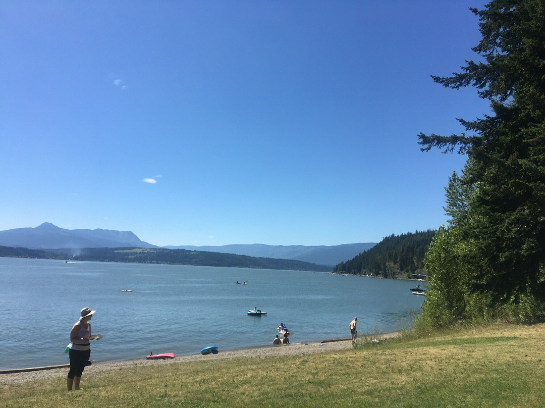 Shuswap Lake景点图片