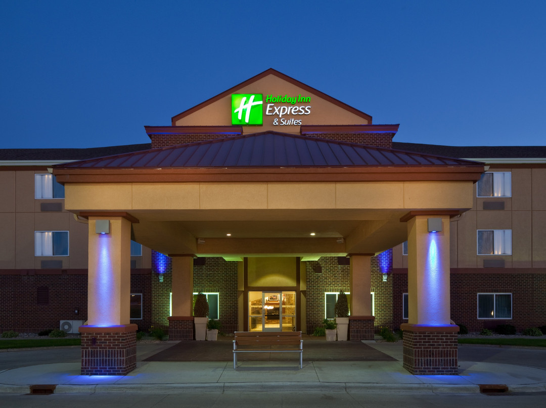 Holiday Inn Express & Suites Aberdeen By IHG主图