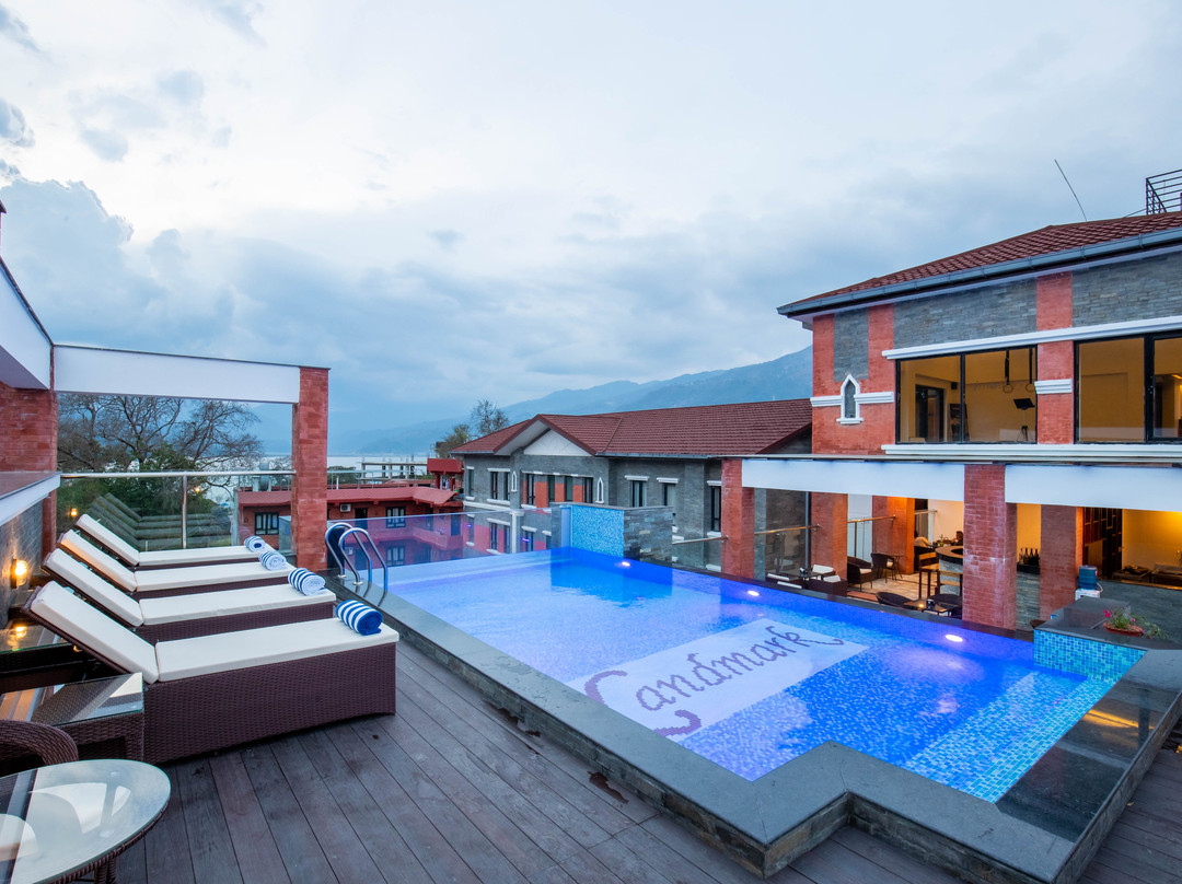 Hotel Landmark Pokhara主图