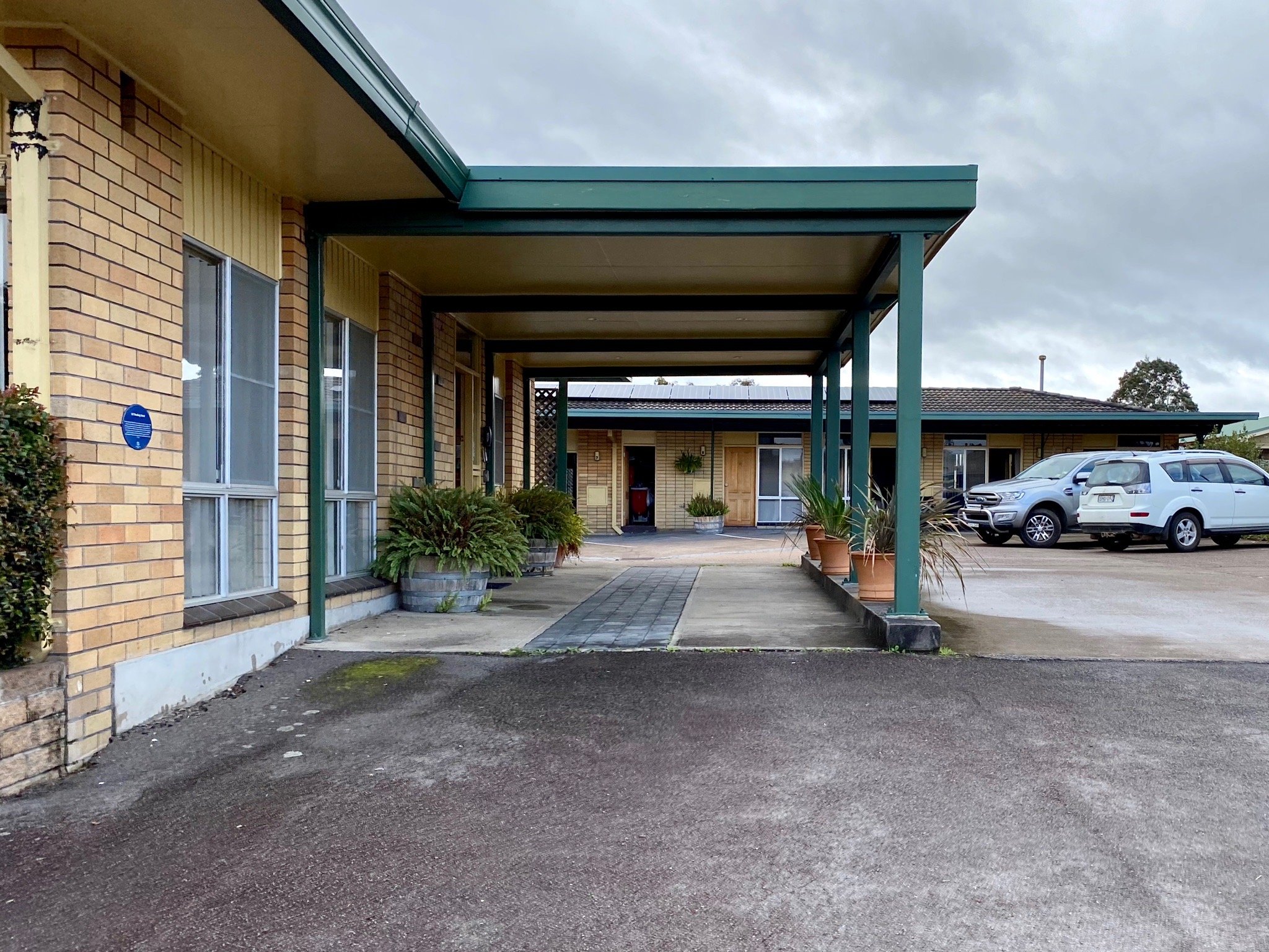 Tall Timbers Motel-官方
