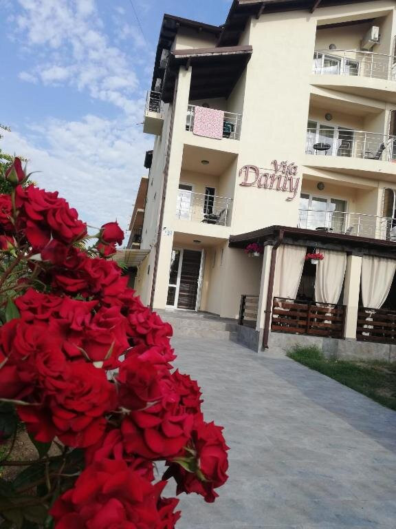 Vila Danly主图