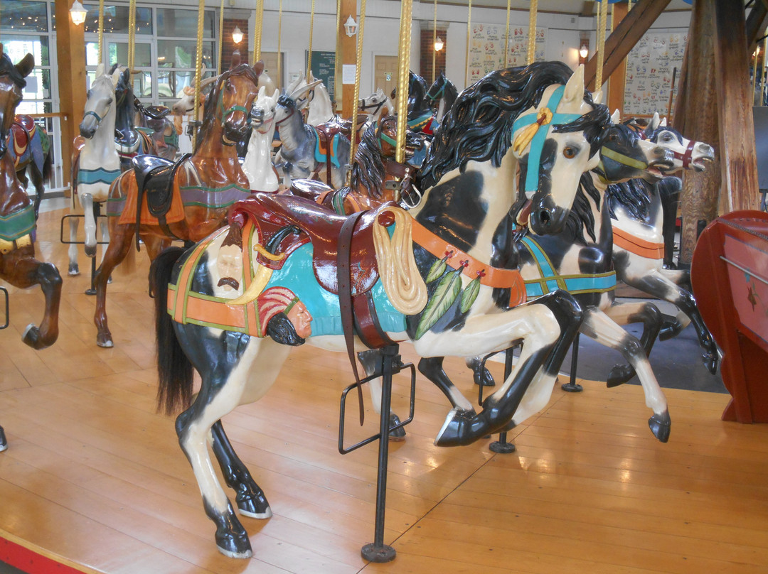 Cass County Dentzel Carousel景点图片
