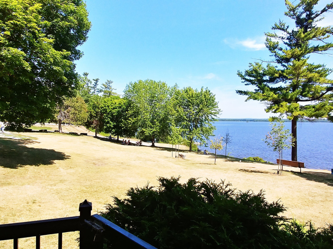 Robert Simpson Park-Arnprior必去景点