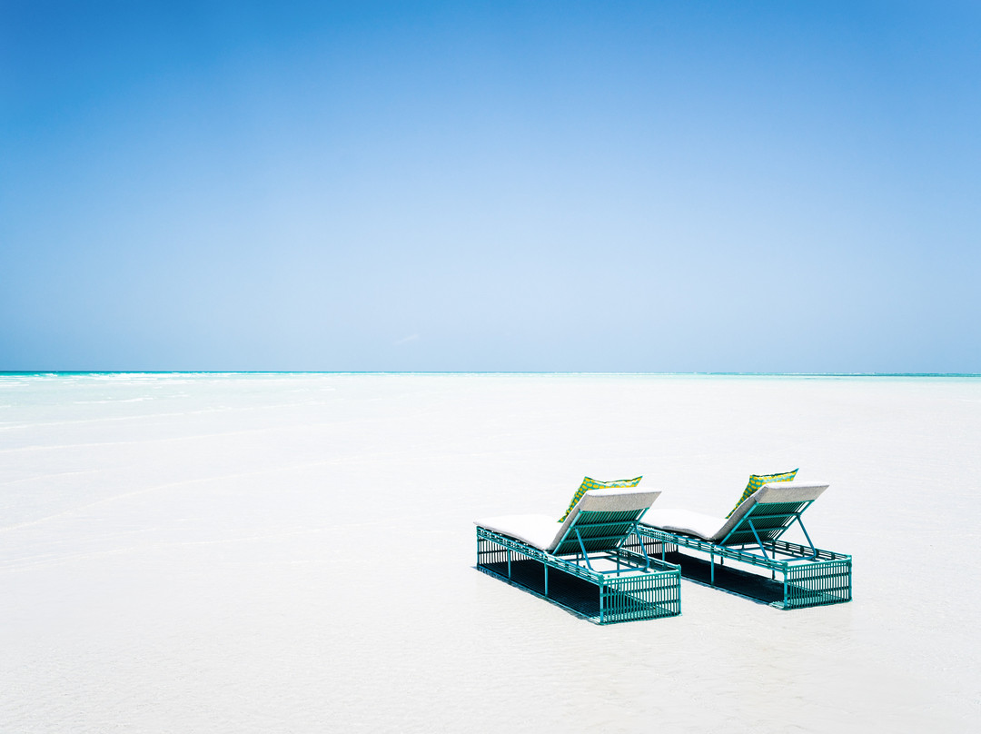 美珠碧岛安纳塔拉度假酒店主图