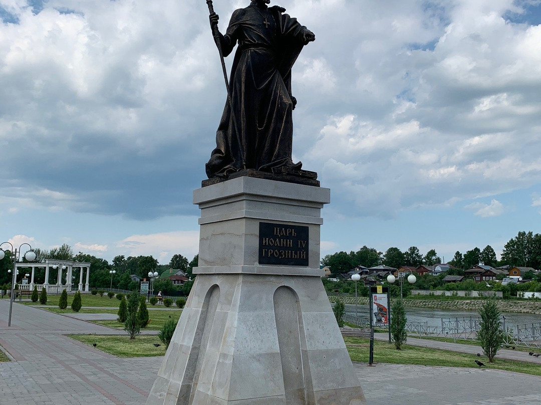 Monument to Ivan the Terrible景点图片