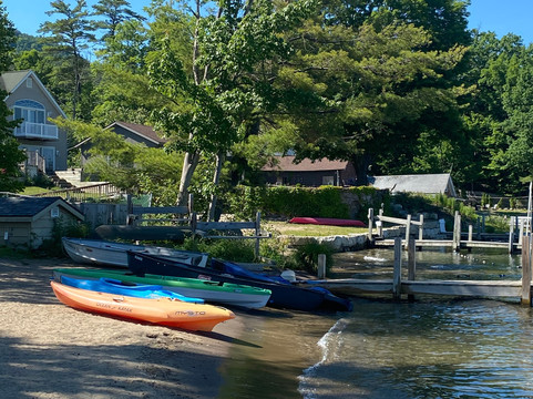 蓝色泻湖宾馆主图