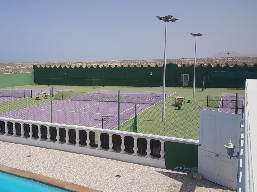 Club de Tenis Saque y Volea景点图片