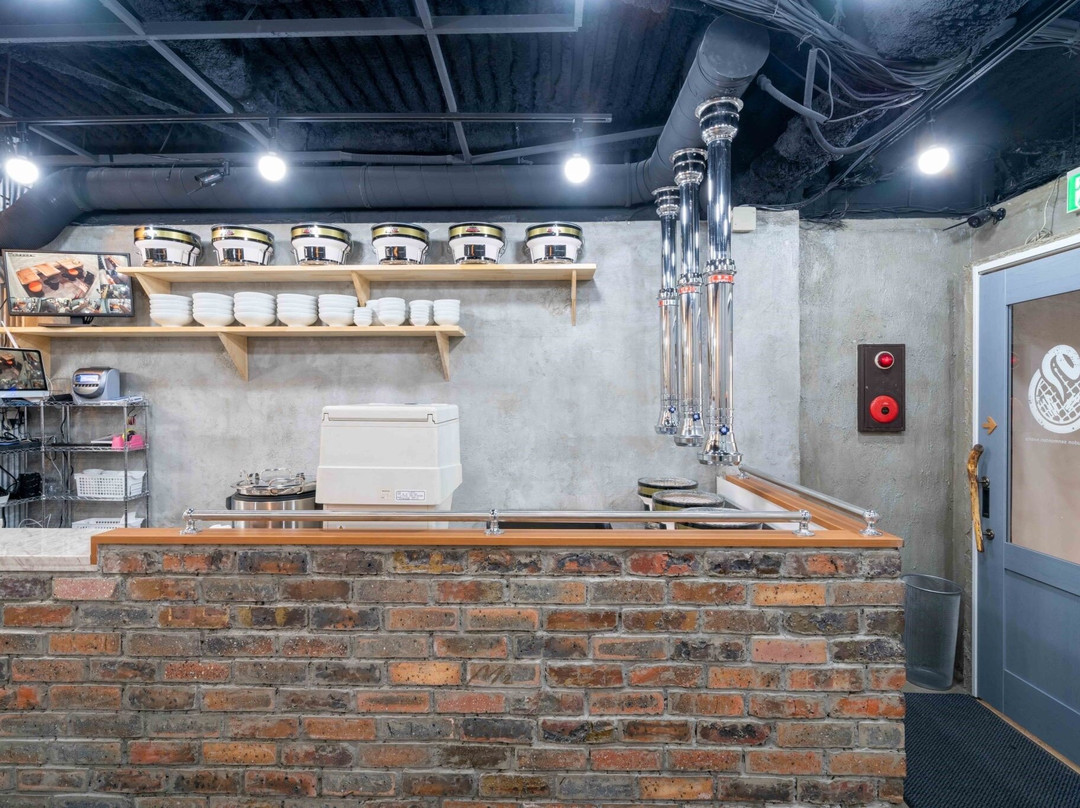 七輪炭火焼肉丼専門店 のび太