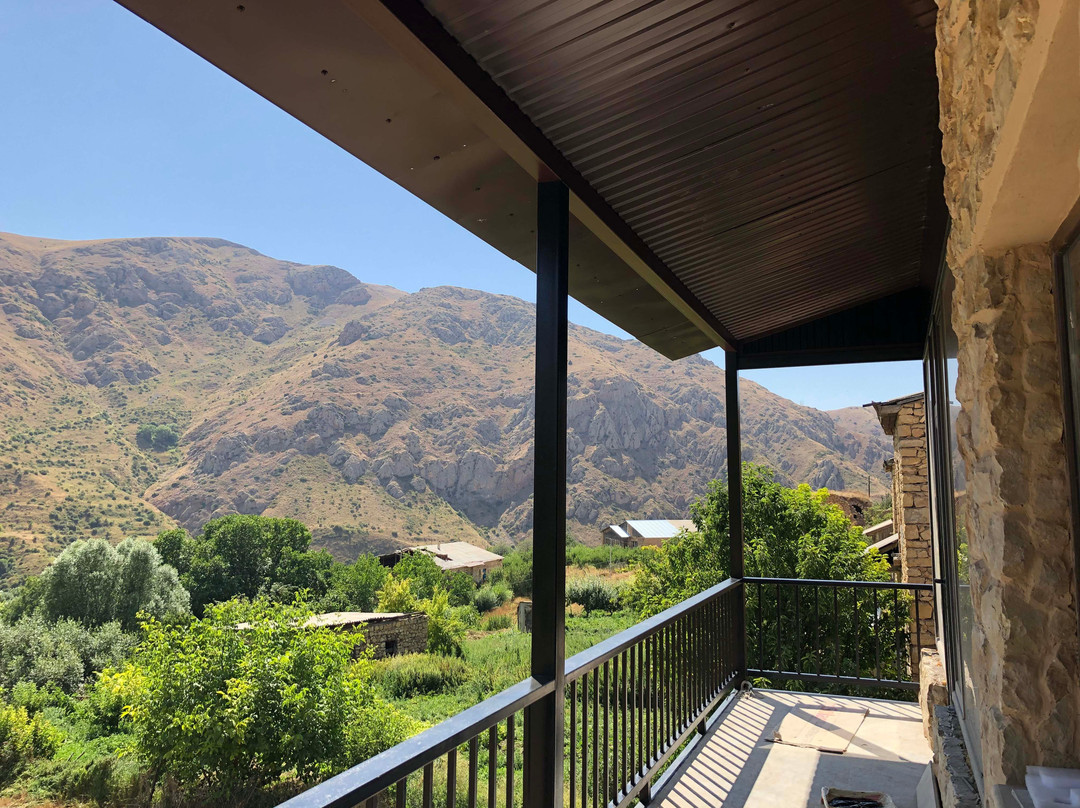 Gnishik Visitor Center主图