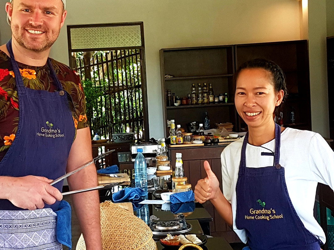 Grandma's Home Cooking School-沙拉丕必去景点