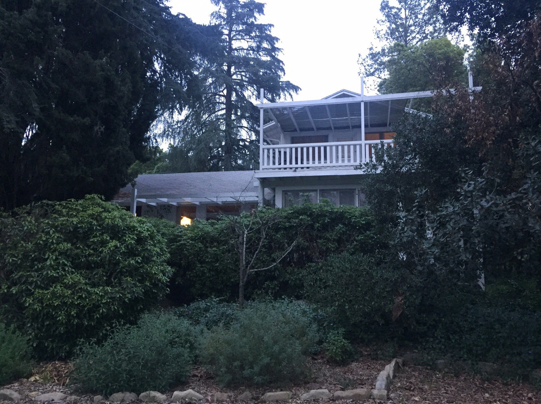 The Krishnamurti Retreat主图