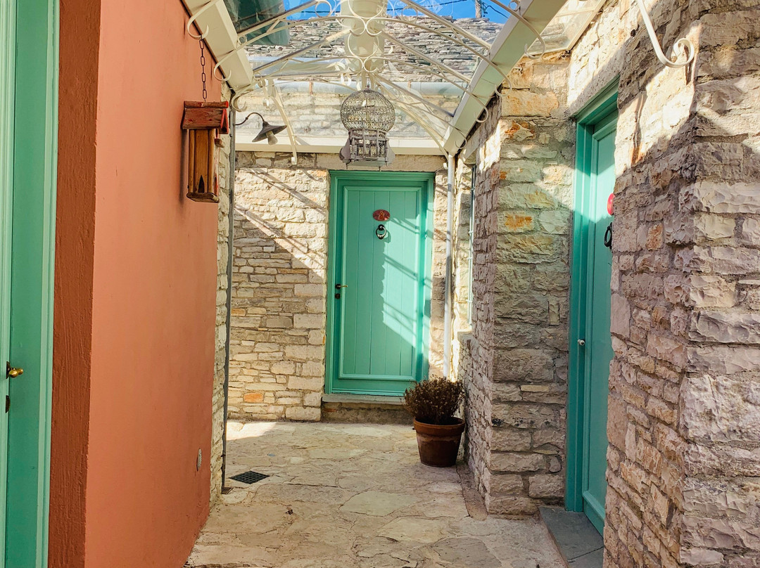 普里莫拉酒店主图