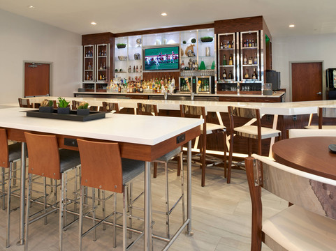 东兰辛大学广场万豪酒店主图