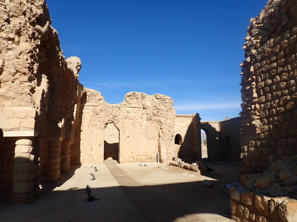 Sarvestan Palace景点图片