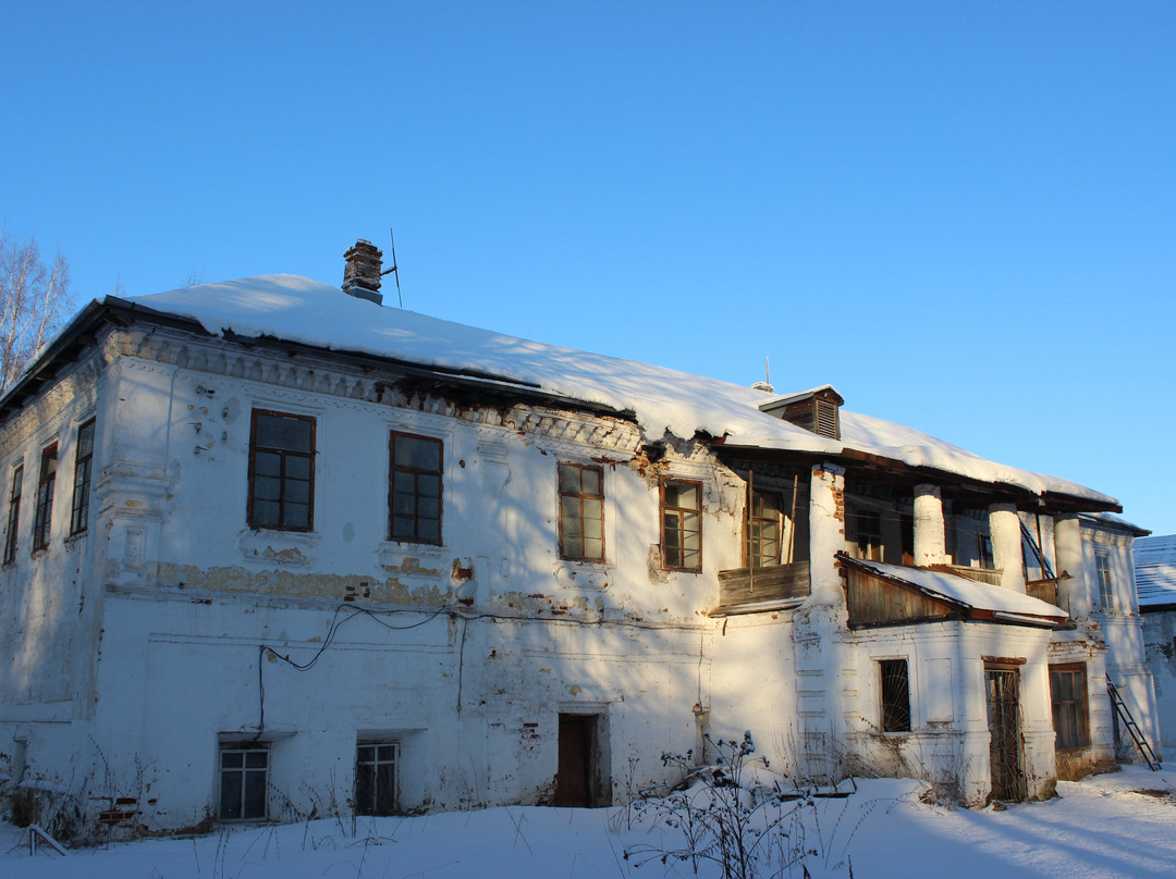 Mikhailo-Arkhangelskiy Monastery景点图片