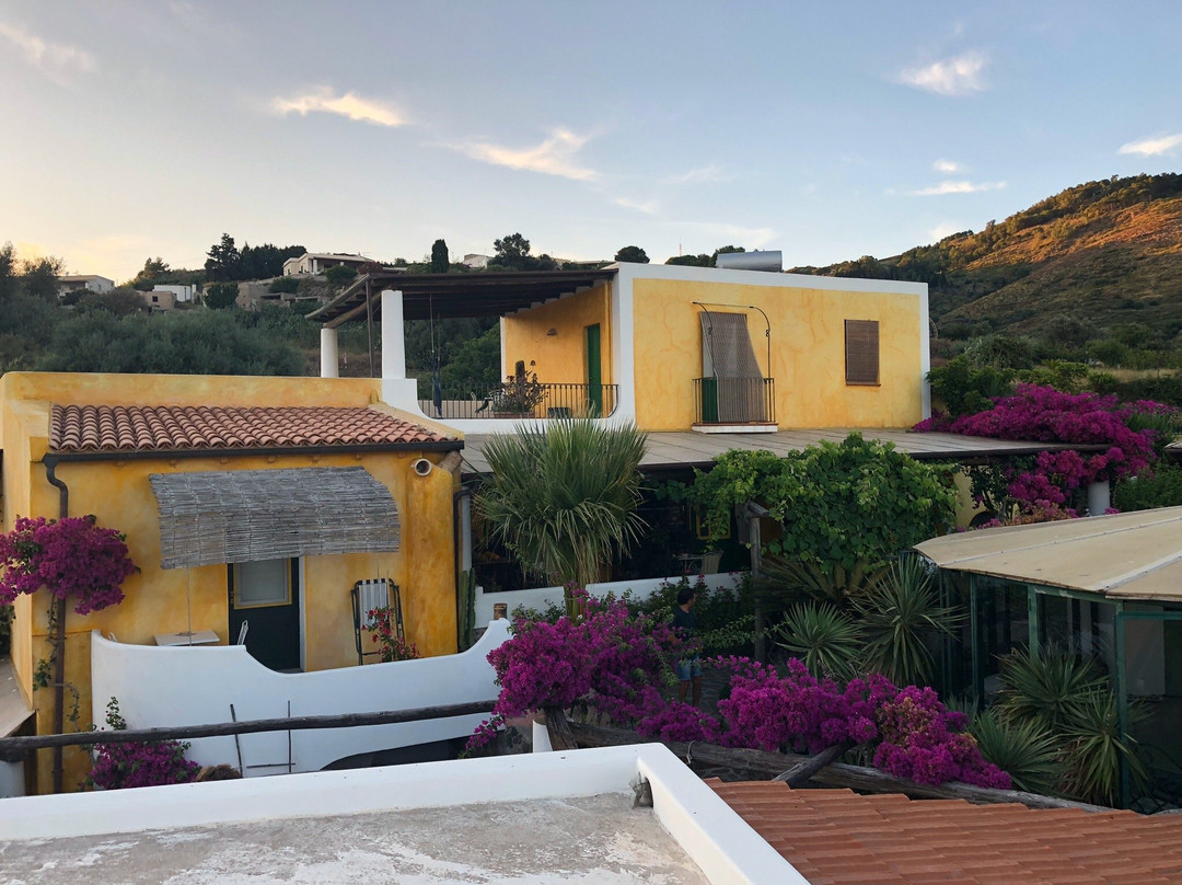 Agriturismo B&B Casa Gialla Lipari主图