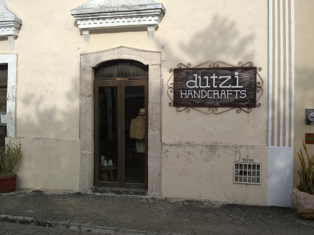 Dutzi Design景点图片