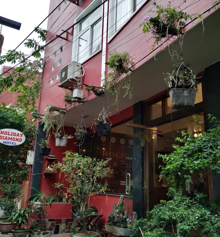 假日钻石大酒店主图