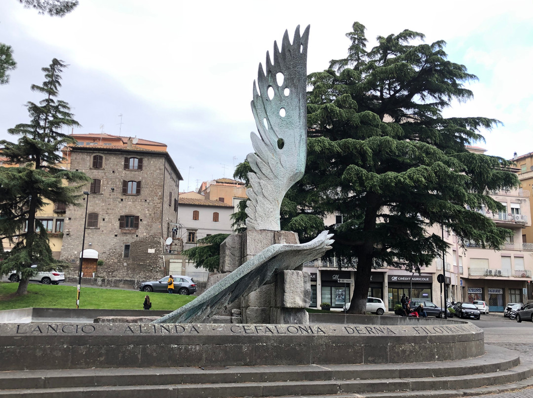 Monumento ai Caduti-布拉恰诺必去景点