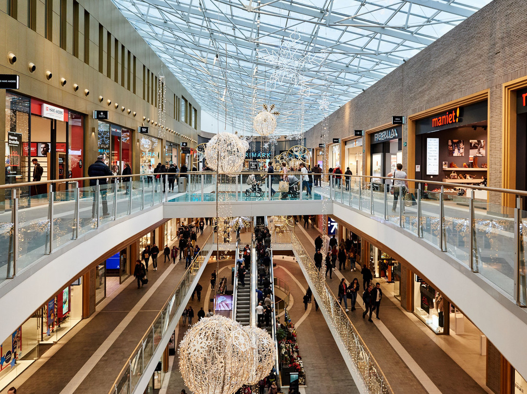 Shopping Rive Gauche Charleroi景点图片
