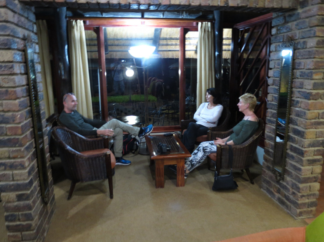 雾观普罗提酒店主图