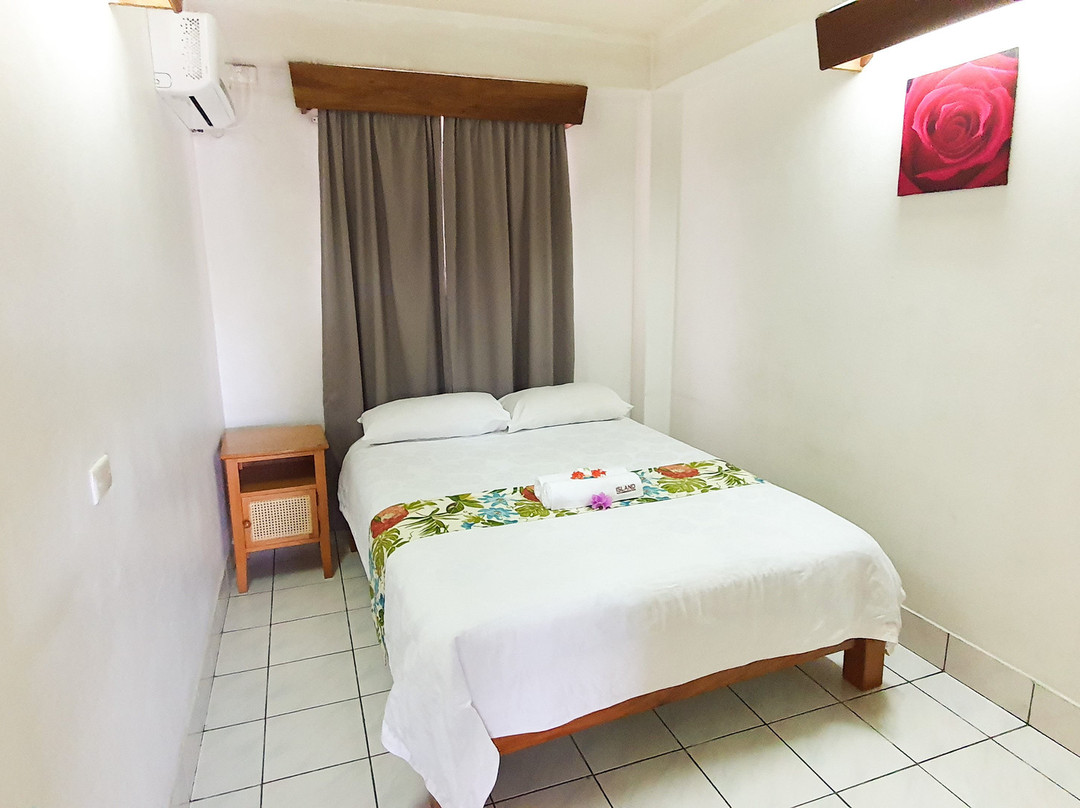 Island Accommodation主图