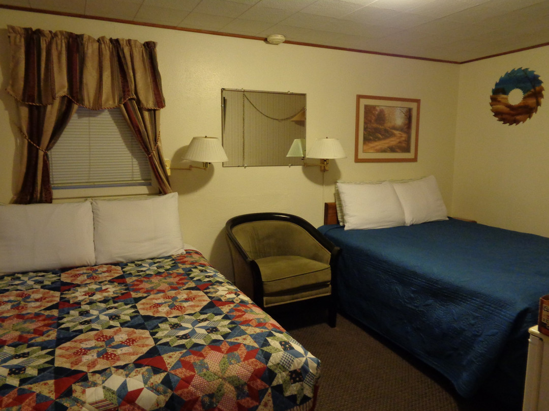 Black Hills Mile Hi Motel主图
