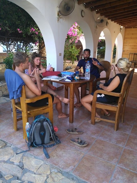 Poseidon Divers-达哈卜必去景点