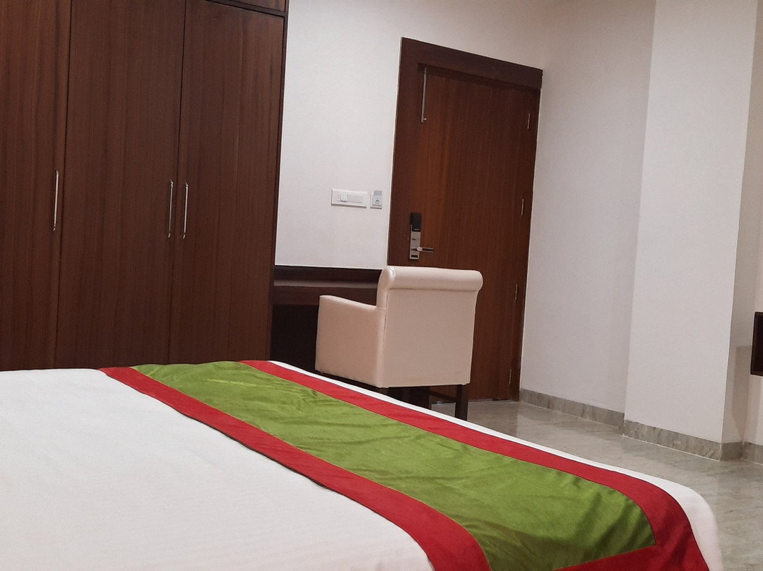 Hotel Grand Madhav Palace主图