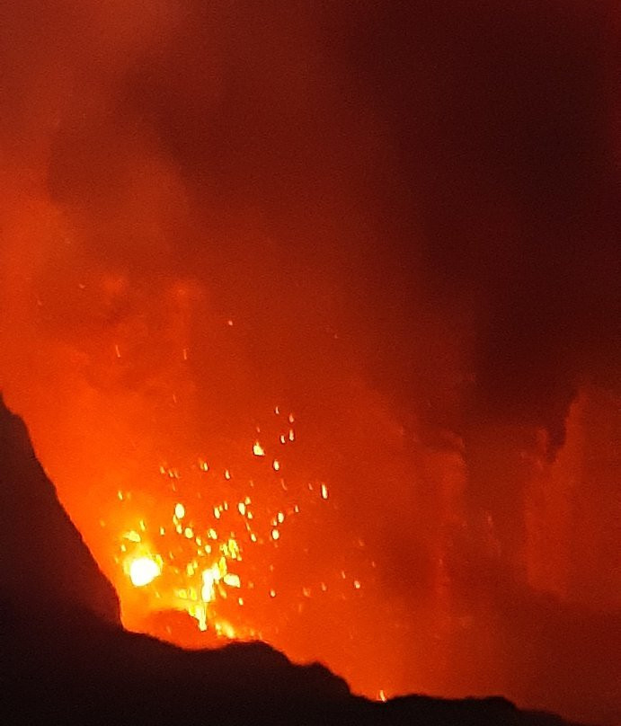 Tanna Volcano Transfers and Tours-塔纳岛必去景点